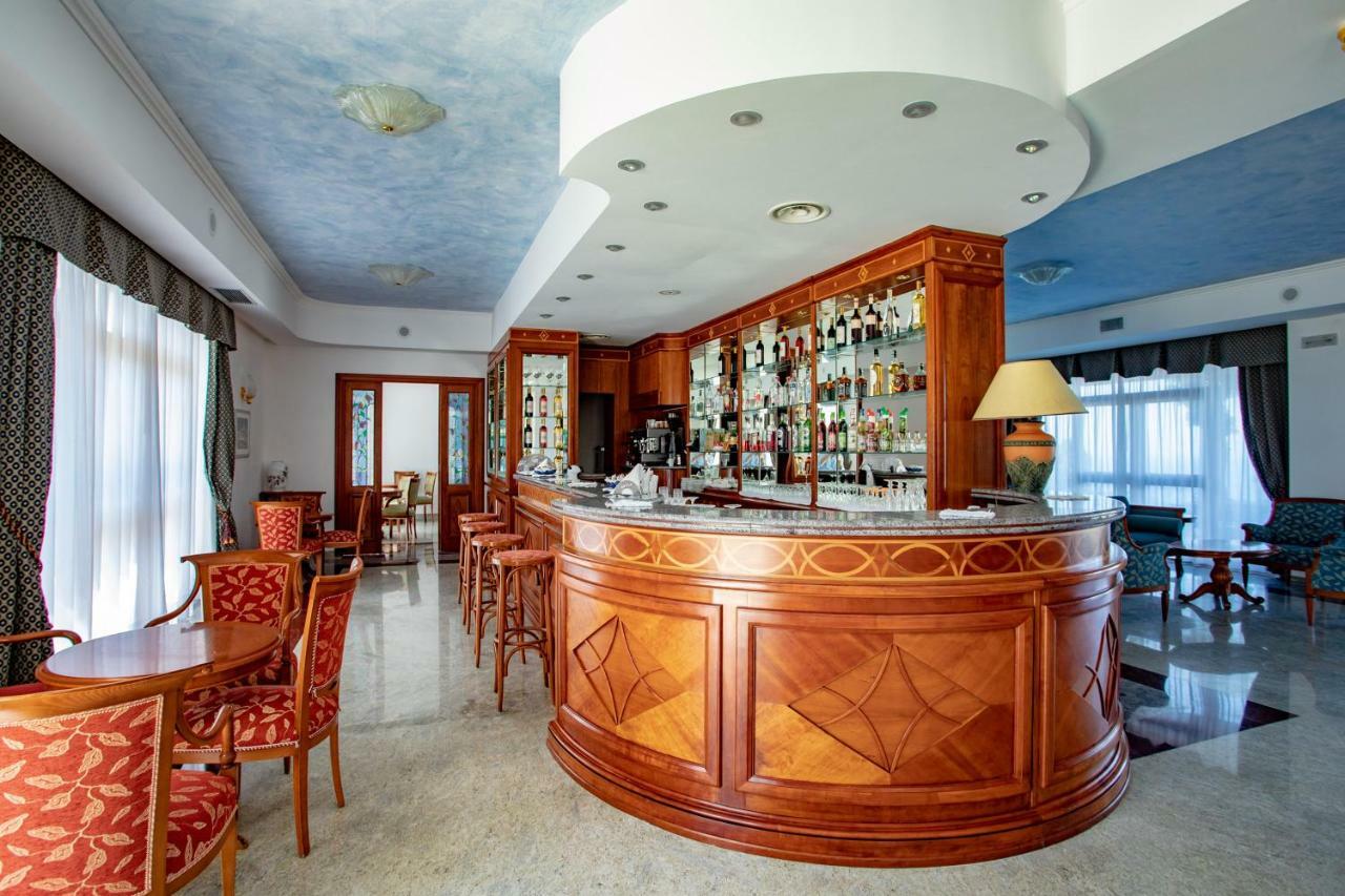 Hotel La Castellana Бельведере-Мариттимо Экстерьер фото